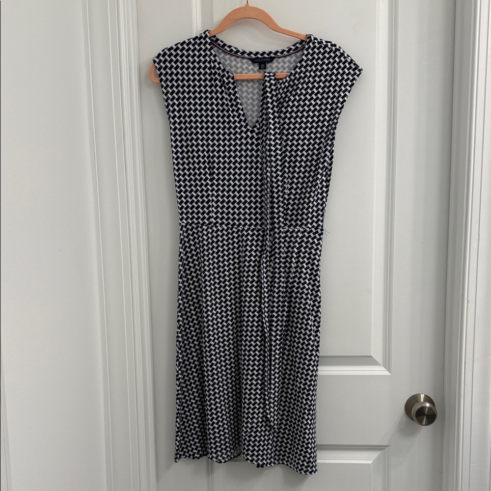 Tommy Hilfiger Black and White Patterned Midi Dress